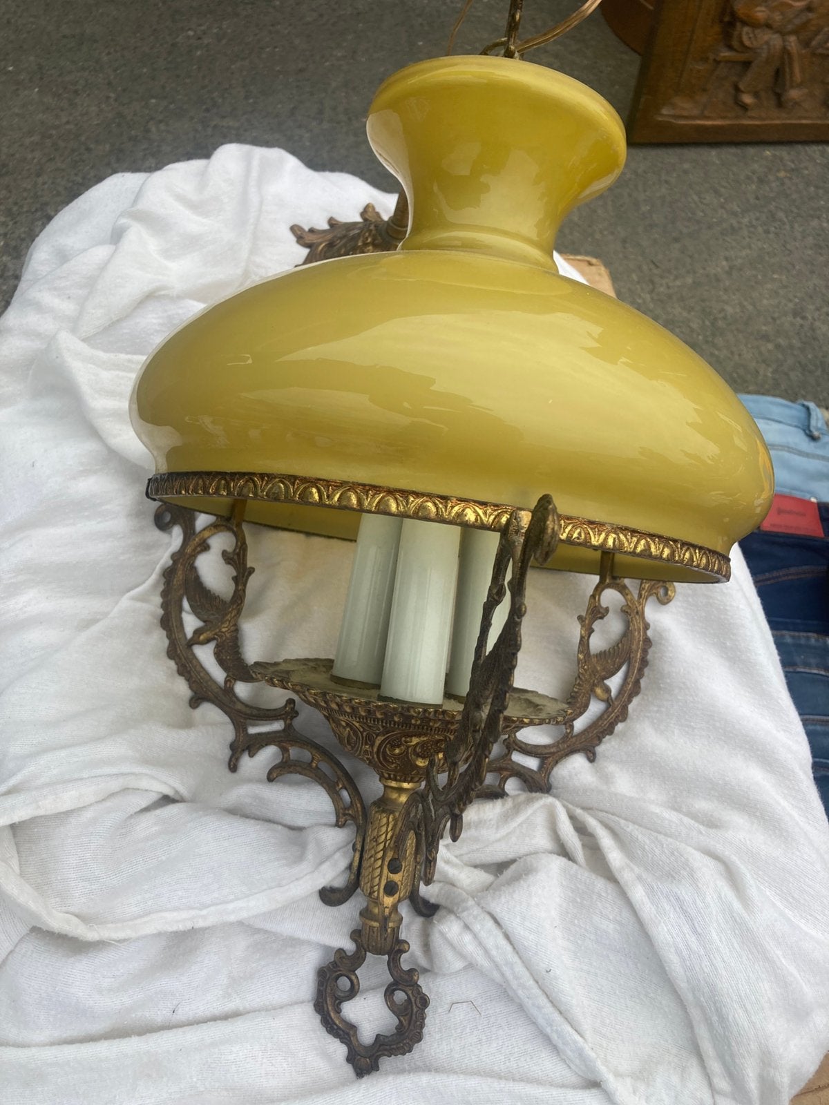 Lampe suspendue ancienne, Enlèvement