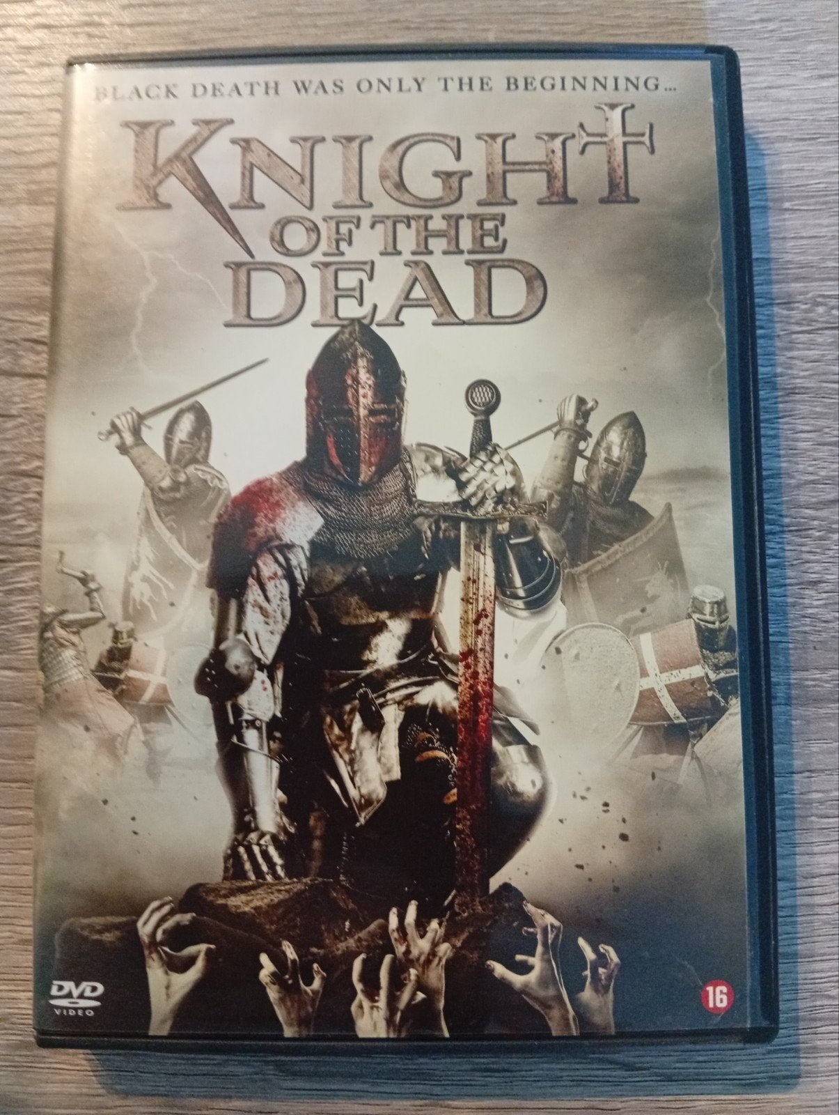 DVD d'horreur Le Chevalier des Morts, CD & DVD, DVD | Horreur, Enlèvement ou Envoi, Anglais, Vampires ou Zombies, À partir de 16 ans