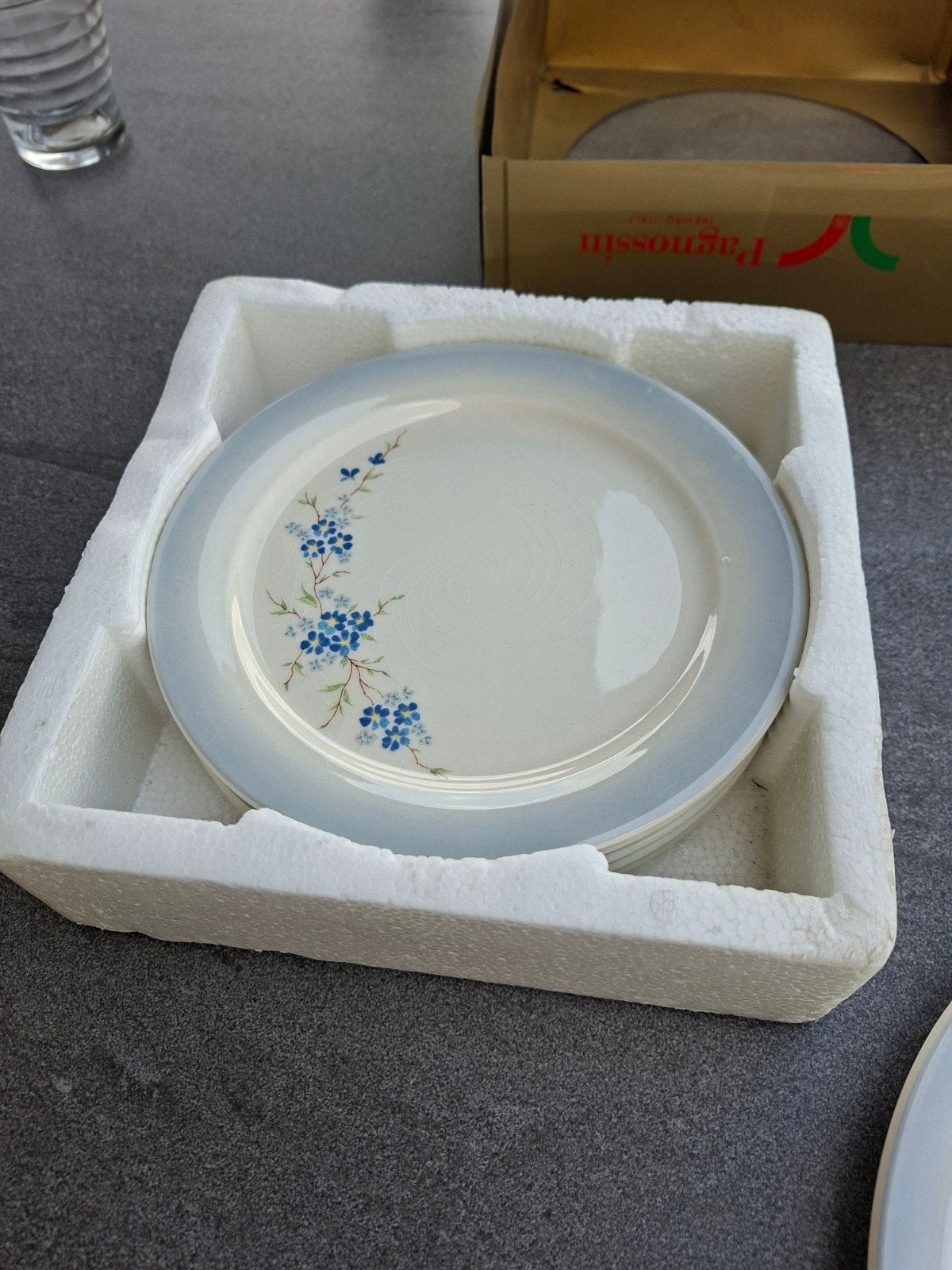 Lot d'assiettes PAGNOSSIN , fabrication Italienne ( Trevise), Enlèvement