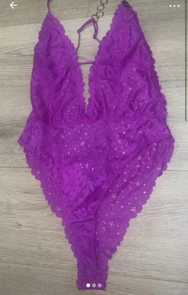 Body en dentelle, Enlèvement ou Envoi