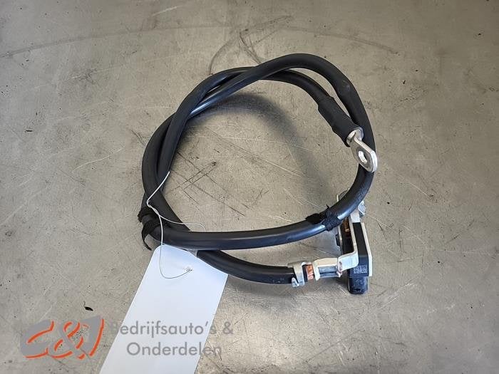 Borne de batterie d'un Volkswagen Crafter, Volkswagen, -, 3 mois de garantie, Utilisé