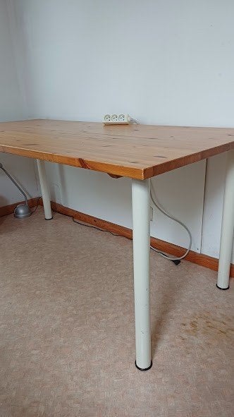 Grande table de bureau bois pieds blancs, 160 cm, Bureau d'écolier, Enlèvement, Utilisé