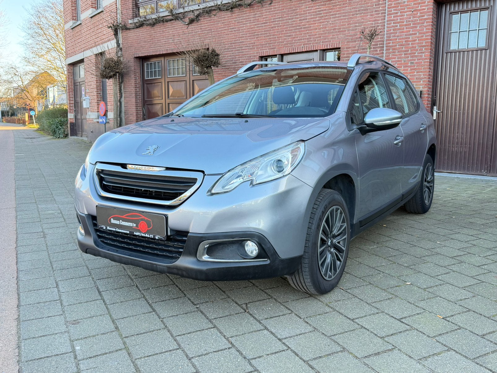 Peugeot 2008 1.2i 55.000Km 2016 Gps*Cruise Con 12m Garantie, Autos, Argent ou Gris, Achat, Euro 6, Entreprise