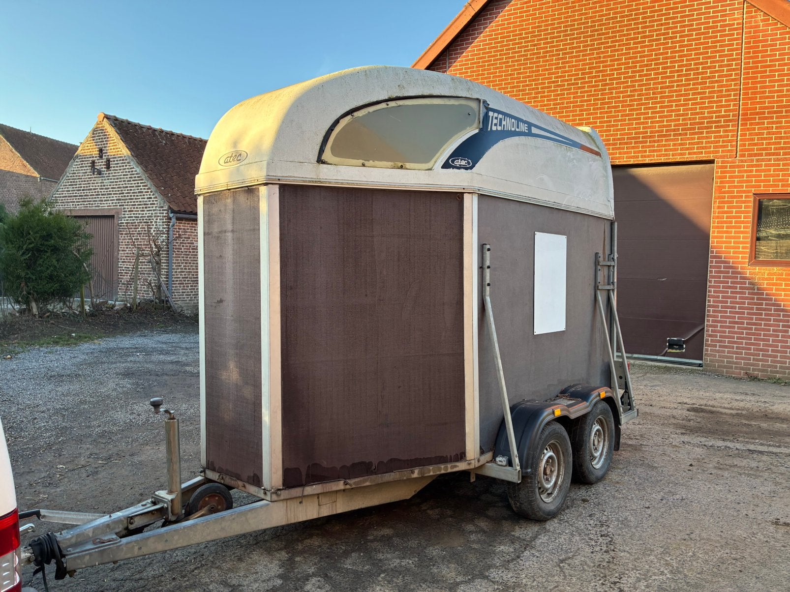 Van atec 2 chevaux, Enlèvement, Utilisé, Bois, Remorque 2 chevaux
