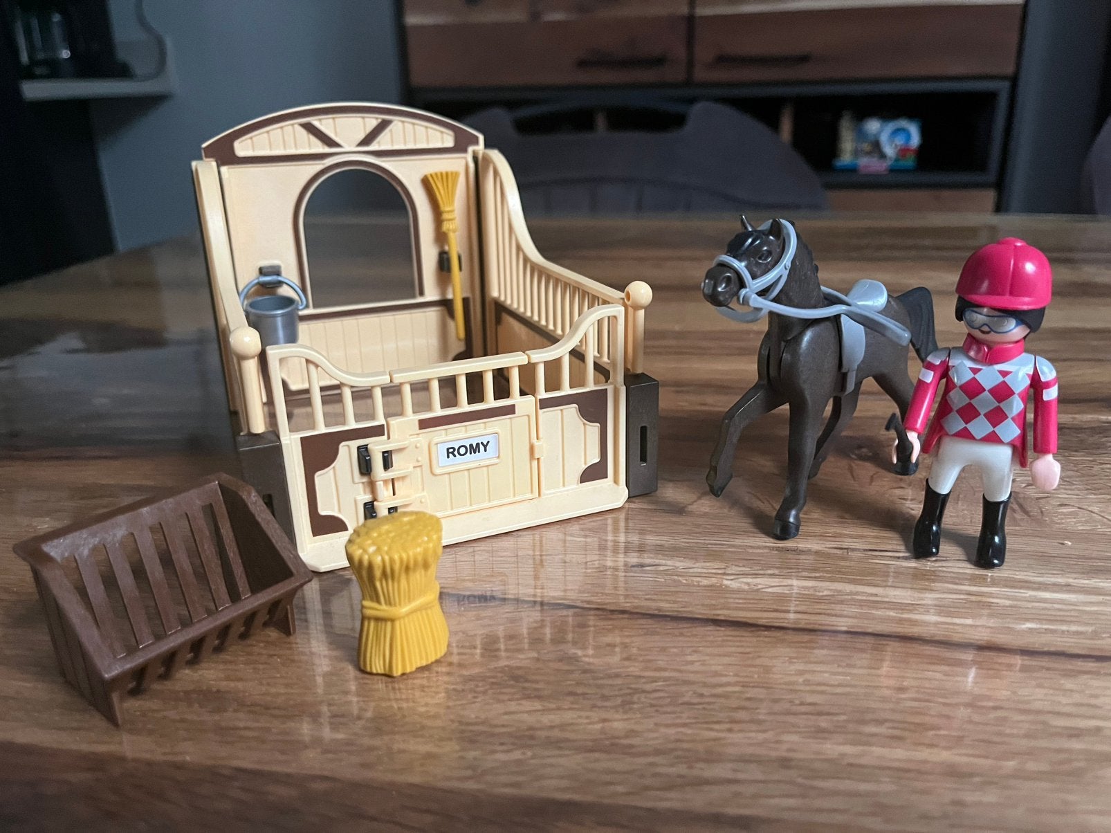 Playmobil paard met stalletje set 3, Ophalen of Verzenden, Zo goed als nieuw