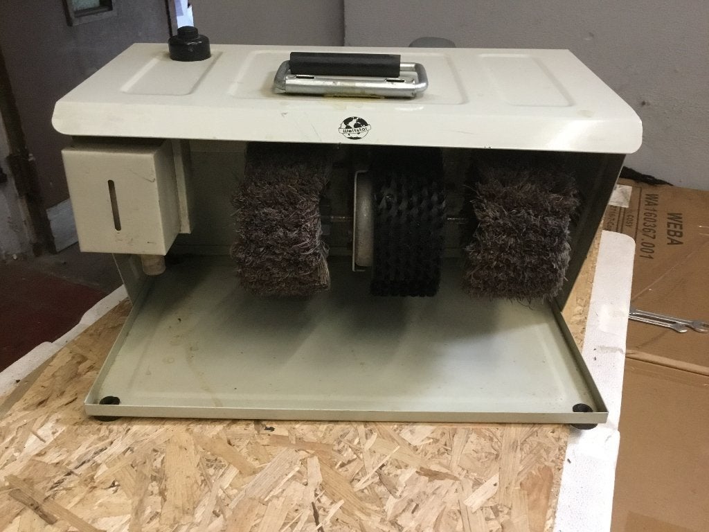 Cireuse de chaussures WELTSTAR, Enlèvement