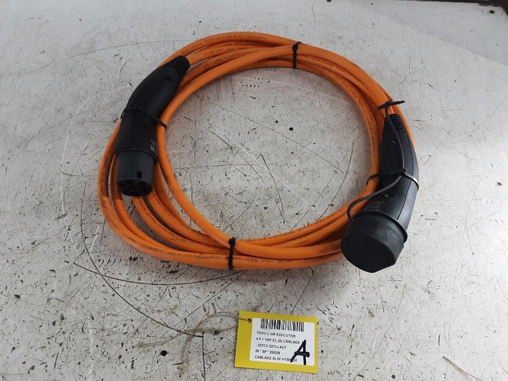 LAADKABEL Toyota C-HR (X2,H2) (01-2023/-) (PZ42DT0B25), Gebruikt, Kundenbetreuung@toyota.de, Toyota, Toyota-Allee 2
50858  Köln, DE