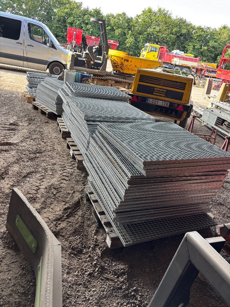 Roosters, Doe-het-zelf en Bouw, Ophalen