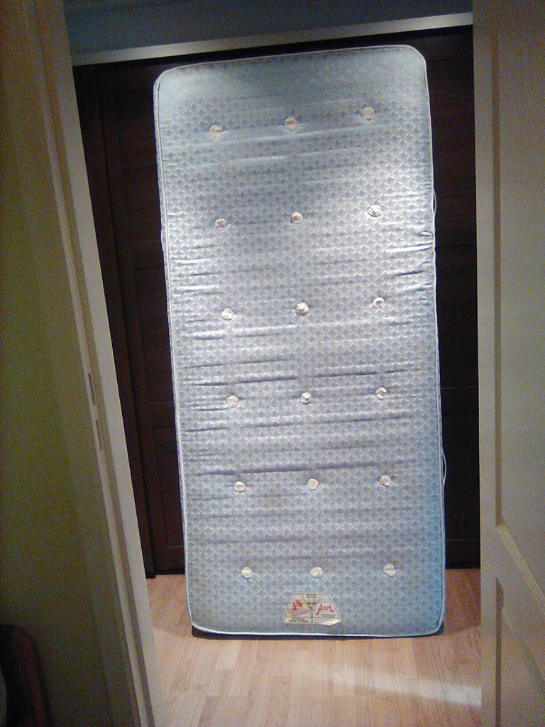 Matras, Huis en Inrichting, Slaapkamer | Matrassen en Bedbodems, Ophalen, Gebruikt, 90 cm, Eenpersoons