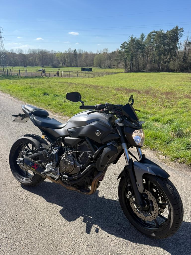 Yamaha MT07 A2 “Full Power” in topconditie, Motos, Occasion, Échappement sport, 2 cylindres, Particulier