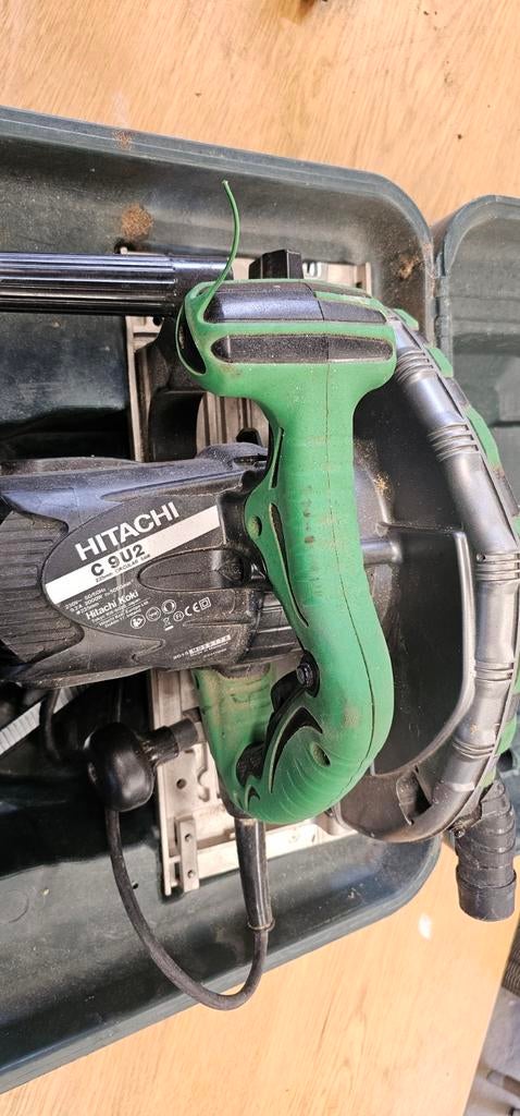 Hitachi C9U2 cirkelzaag 235mm 2000W professional + koffer, Doe-het-zelf en Bouw, Gereedschap | Zaagmachines, Gebruikt, Cirkelzaag