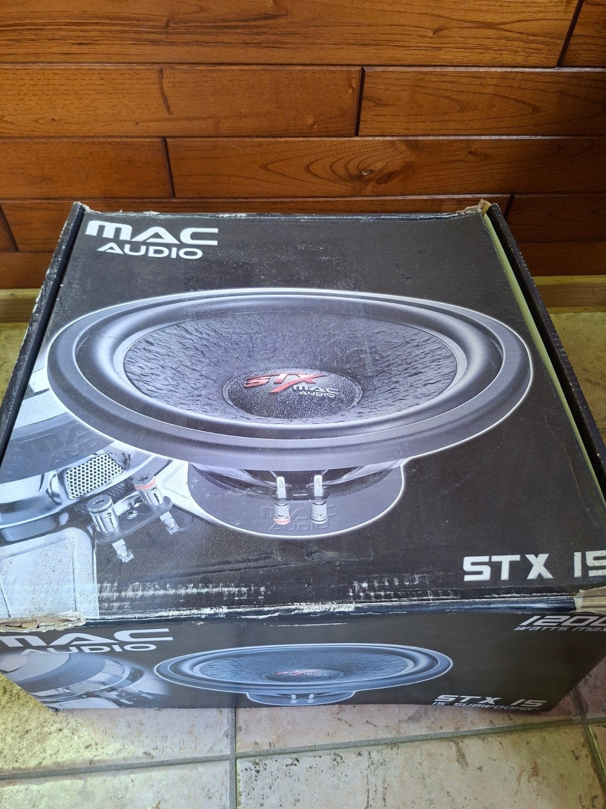 Nieuwe Mac Audio STX 15 subwoofer 1200 Watt, Auto diversen, Autospeakers, Ophalen of Verzenden
