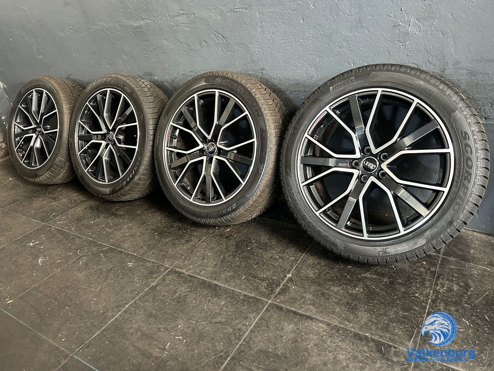 8mm! Originele Audi Q5 SQ5 80A Audi Sport 20 inch zwarte vel, Auto-onderdelen, Banden en Velgen, Gebruikt, 255 mm, -, -