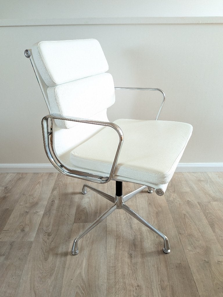 Chaise de bureau/chaise design blanche (Eames style Soft Pad, Enlèvement, Comme neuf, Blanc, Chaise de bureau