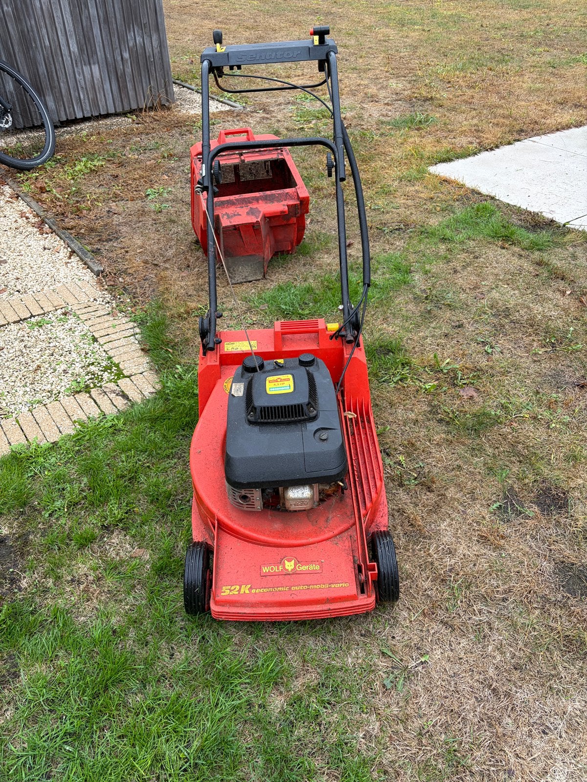 Grasmachine Wolf, Tuin en Terras, Ophalen, Gebruikt, Opvangbak, Benzine-grasmaaier