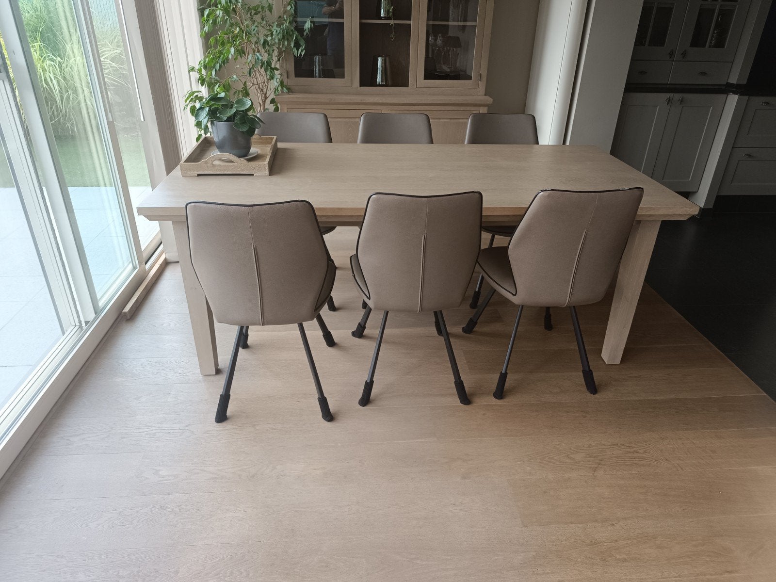6 eetkamerstoelen en tafel, Ophalen, Gebruikt, Grijs, Modern