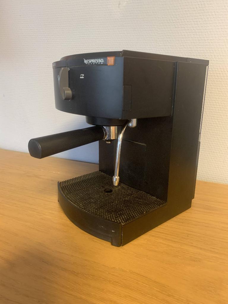 Krups Type 986 - Nespresso - Espressoapparaat, Gebruikt, Verzenden, Espresso apparaat, 1 kopje