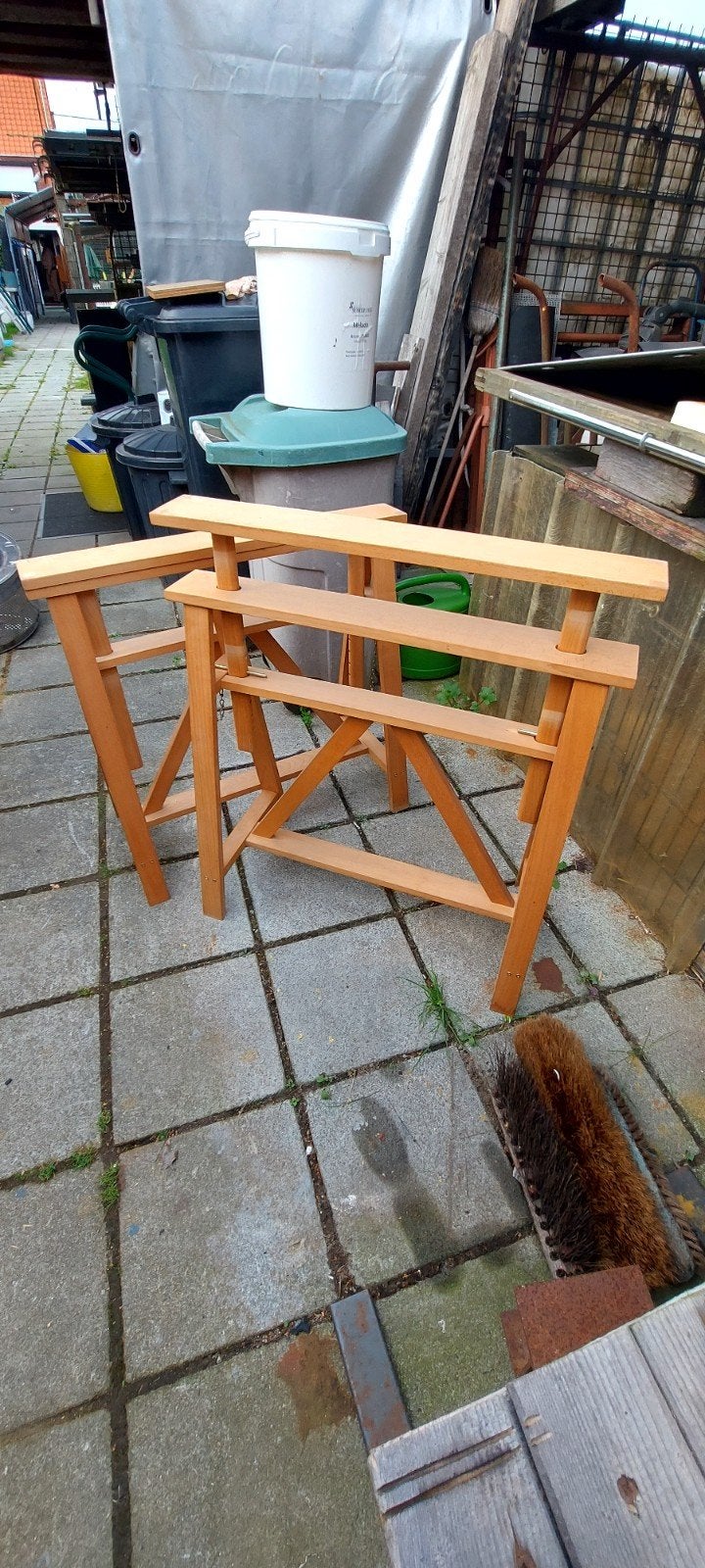 2 verstelbare houten schragen, Diversen, Ophalen
