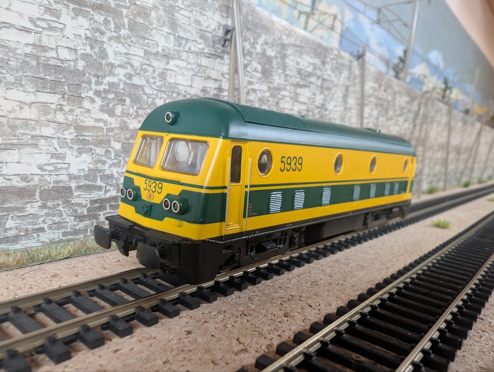 NMBS SNCB | Roco 53430 | HLD 5939 | Geel Groen | DC Analoog, Hobby & Loisirs créatifs, Analogique, Enlèvement ou Envoi, Roco, Locomotive