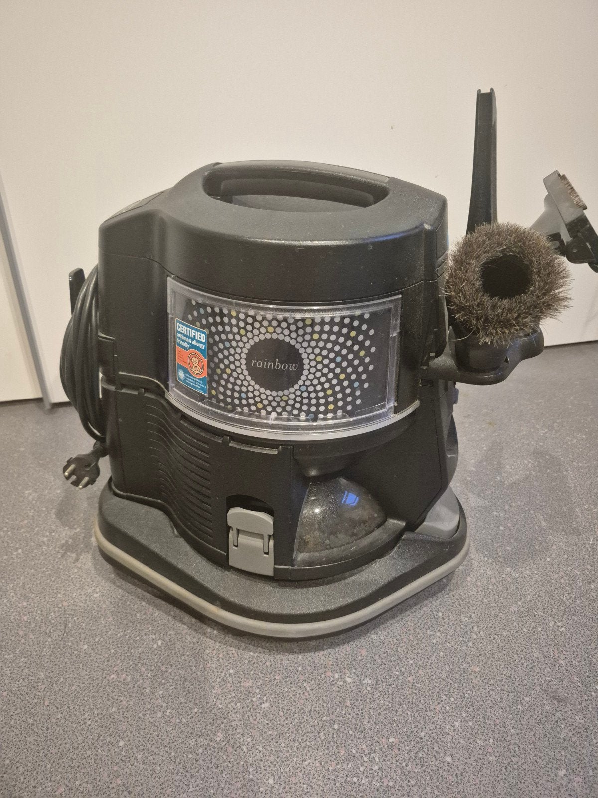Rainbow stofzuiger, Ophalen, Gebruikt, Reservoir, 1200 tot 1600 watt