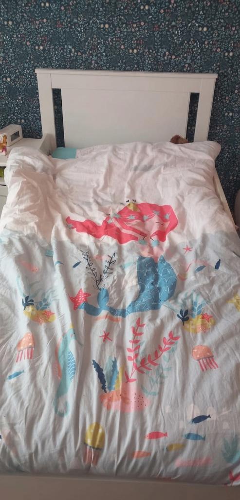 Lit à tiroirs + sommier + table de chevet, Enfants & Bébés, 85 à 100 cm, Sommier à lattes, Enlèvement, 180 cm ou plus