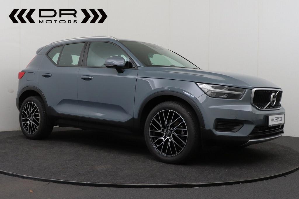 Volvo XC 40 T3 - Momentum - CARPLAY, Autos, 0 kg, Argent ou Gris, Achat, Euro 6