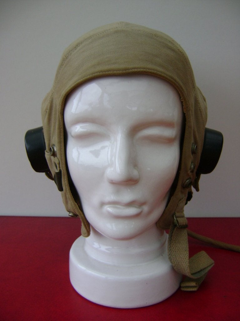 RAF D-type helmet flying summer, AM RefN 22C/971. Size 3., Verzamelen, Ophalen of Verzenden, Luchtmacht, Helm of Baret