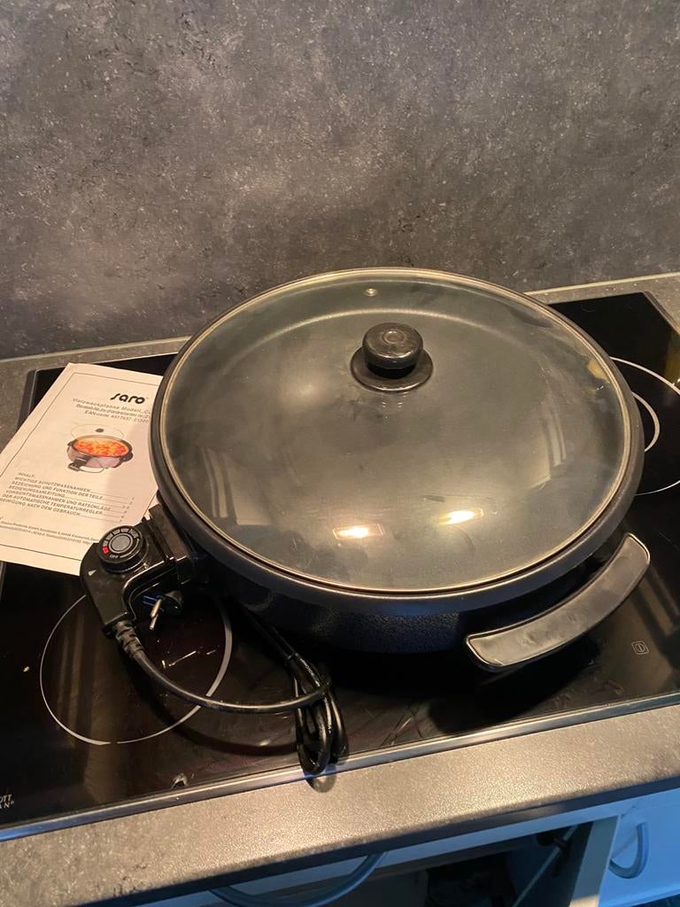 Paelia, Wok of pizza pan Electrisch diameter 40cm, Ophalen, Zo goed als nieuw, Wok