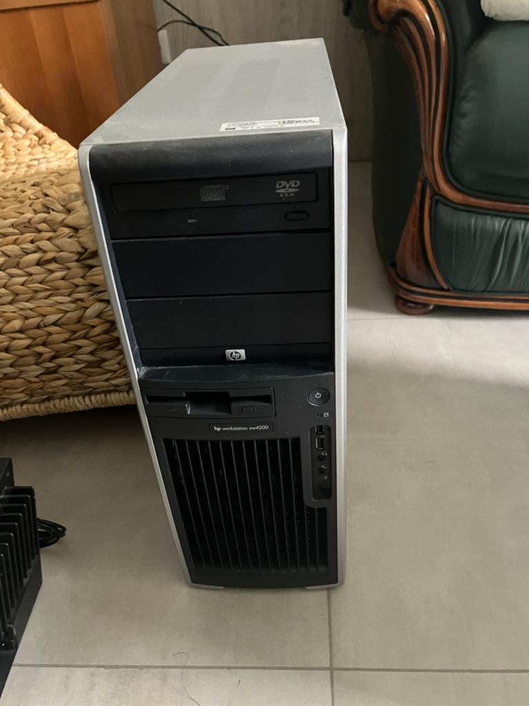 Station de travail HP xw4200, Enlèvement, Reconditionné, Gaming, SSD