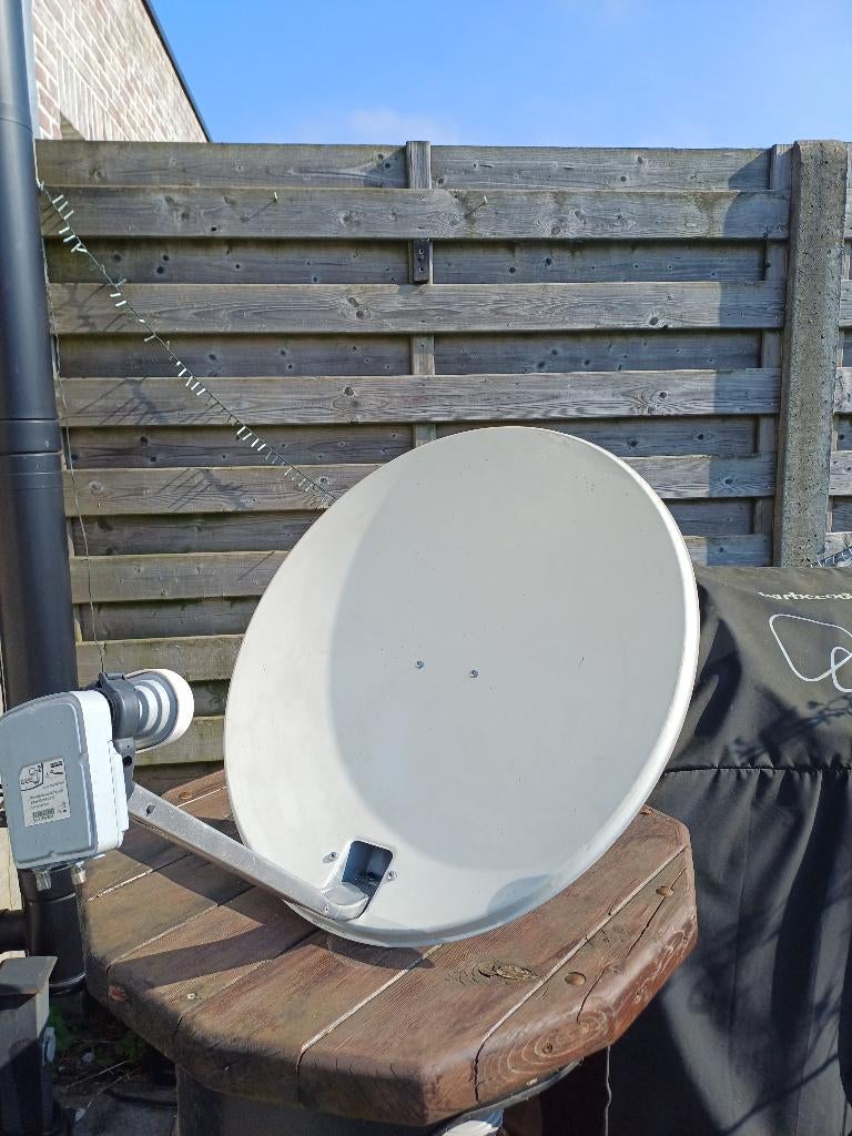 schotelantenne, Audio, Tv en Foto, Ophalen of Verzenden, Gebruikt, (Schotel)antenne