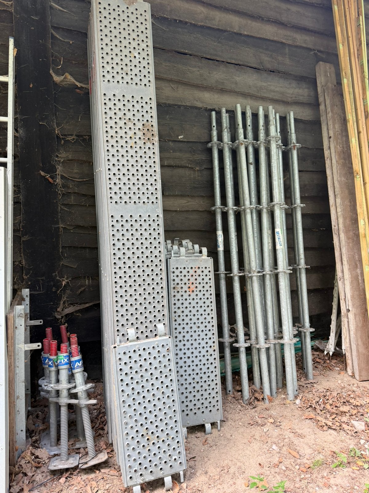 Afix steiger, Doe-het-zelf en Bouw, Steigers, Ophalen, Zo goed als nieuw, Gevelsteiger