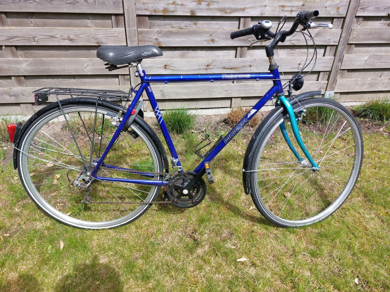 Fiets met beetje werk aan, Ophalen