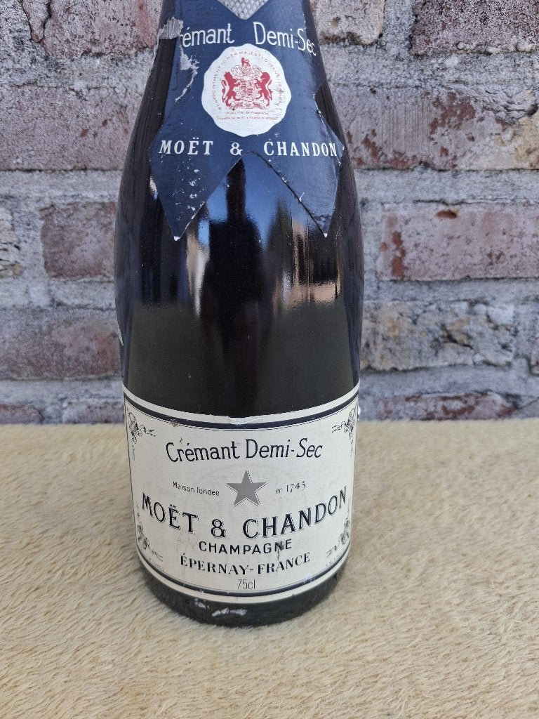 champagne moet & chandon vermoedelijk jaren 70, Verzamelen, Ophalen, Frankrijk, Vol, Champagne