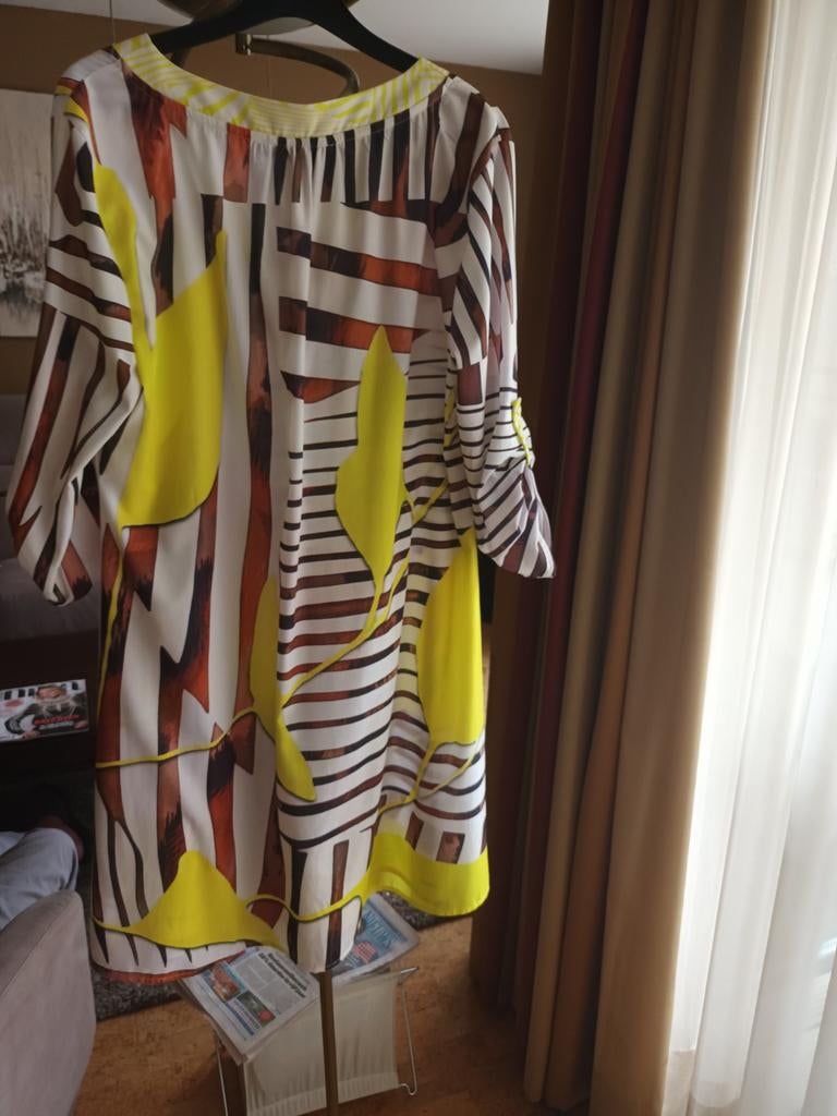 Nouvelle belle robe d'été l, Enlèvement ou Envoi, Taille 42/44 (L)