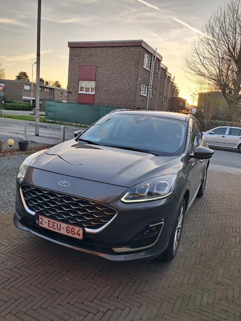 Ford kuga vignale 2.5, Auto's, Euro 5, Zwart, 4 cilinders, 5 zetels