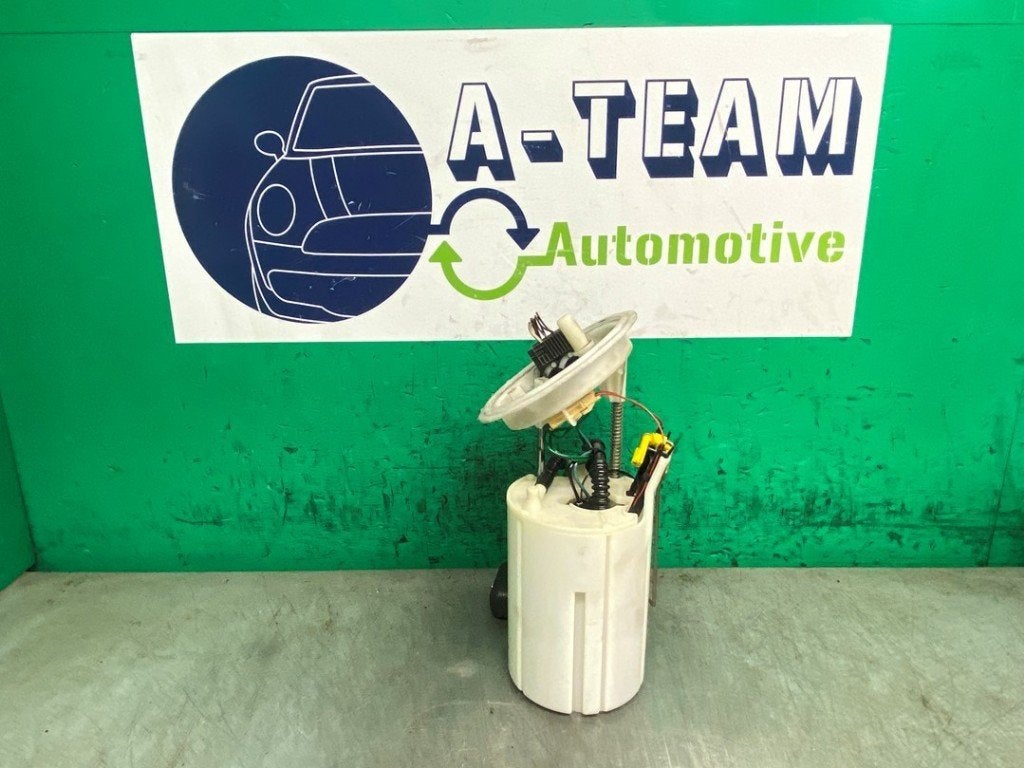 POMPE CARBURANT C BMW 6 serie (E63) (|16117373458|6765778|), Autos : Pièces & Accessoires, Utilisé, BMW, Petuelring 130
80809  München, DE