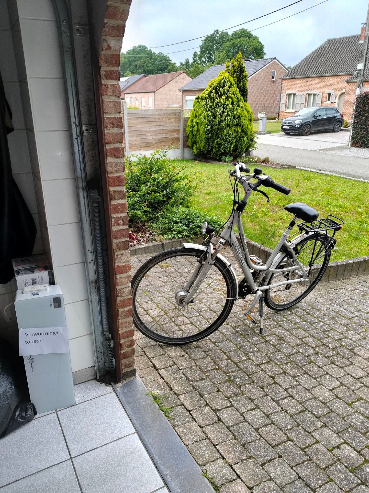 Damesfiets, Ophalen