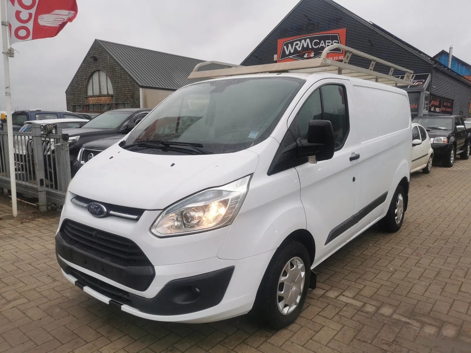 Ford Transit Custom (bj 2017), Stof, Gebruikt, Zwart, 4 cilinders