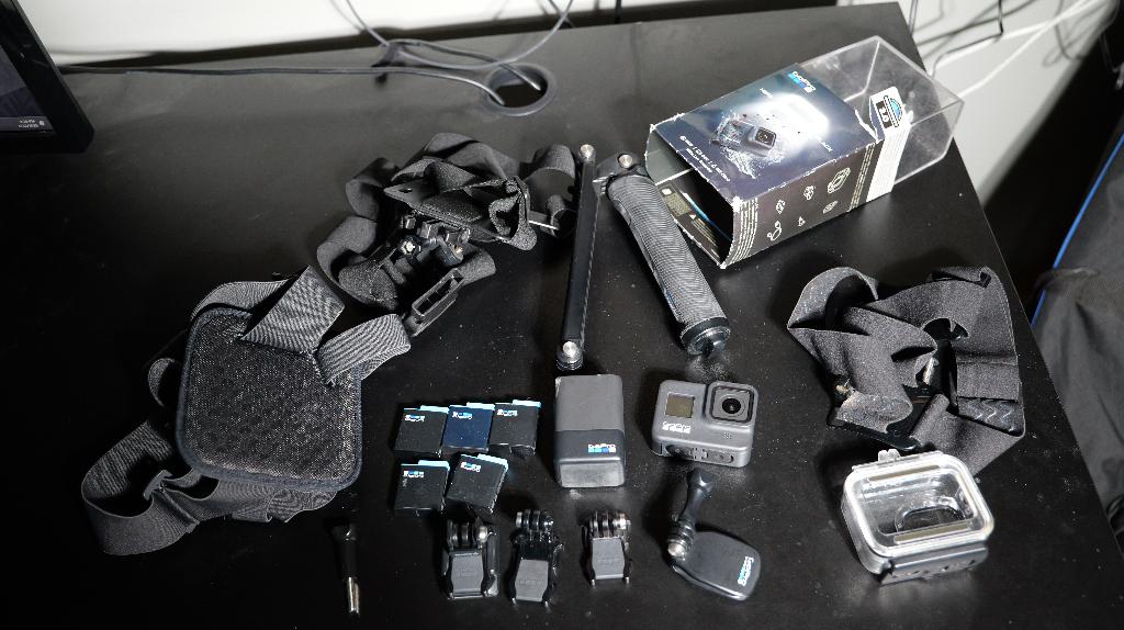 GoPro Hero 8 Black + Meerdere batterijen en accesoires, Audio, Tv en Foto, Actiecamera's, Ophalen of Verzenden, Gebruikt, GoPro
