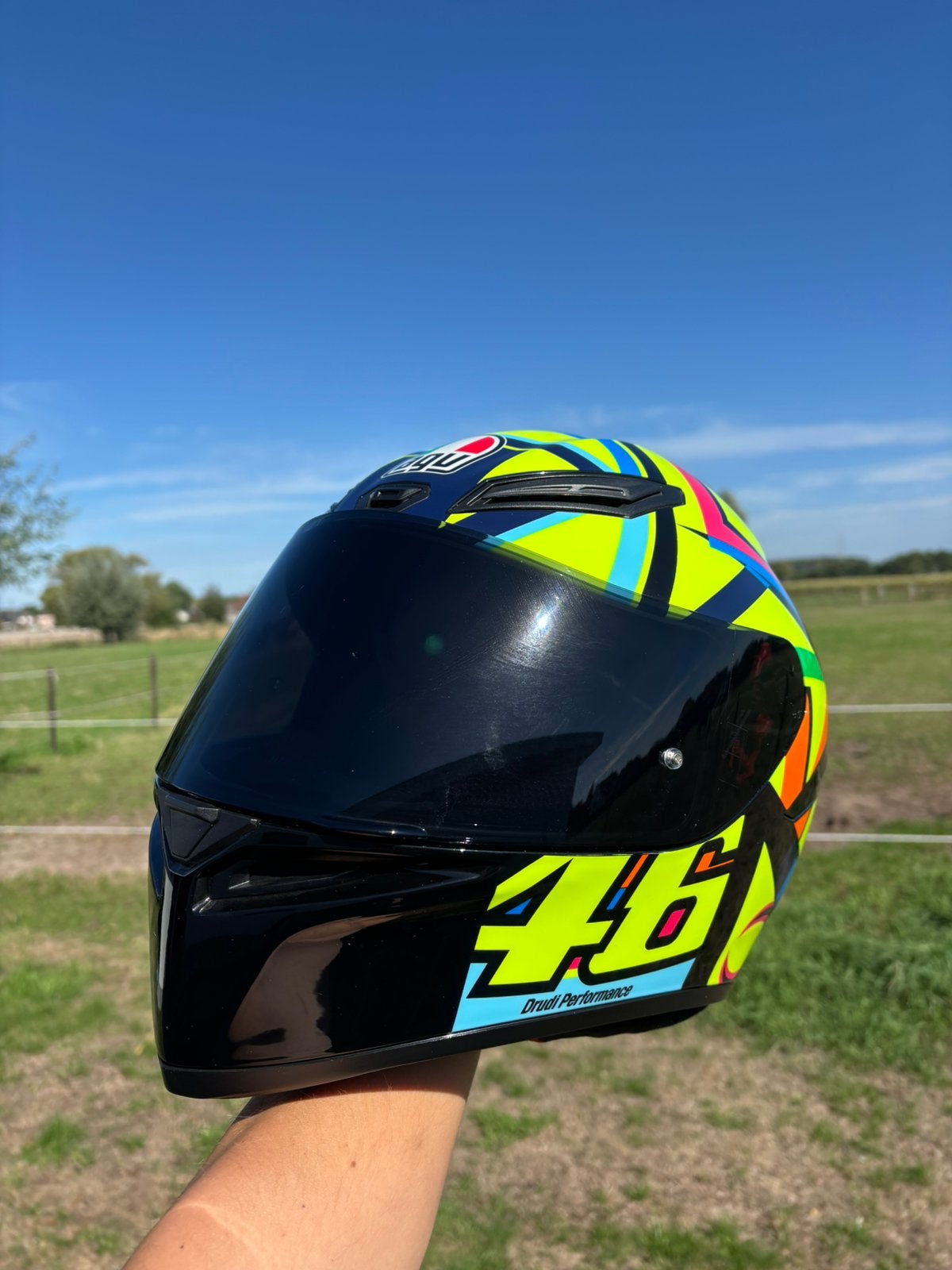 AGV K1 S Soleluna 2017 ( Valentino Rossie ), Motoren, Ophalen, S, AGV