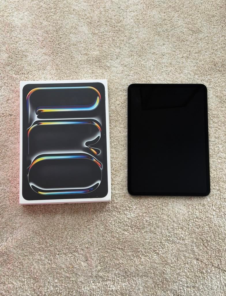 Nieuwe iPad Pro M5 2025 Wifi 5G 11 inch, Computers en Software, Apple iPads, Zwart, 11 inch, Nieuw, Ophalen of Verzenden