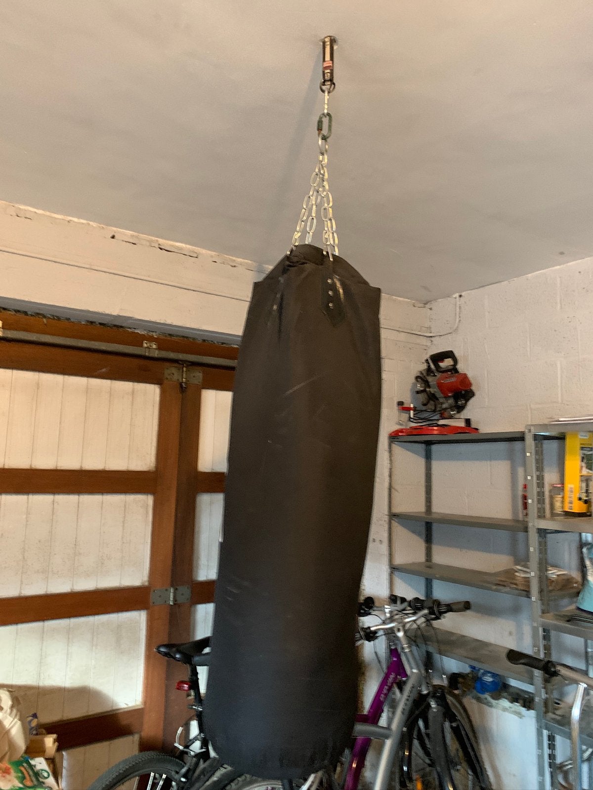 Sac de frappe + 2 paire de gants, Enlèvement, Comme neuf, Gants de boxe