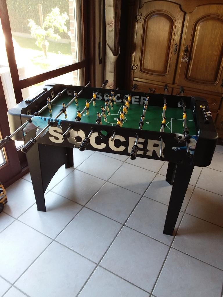 tafelvoetbal te koop, Kinderen en Baby's, Speelgoed | Voetbaltafels, Ophalen, Gebruikt