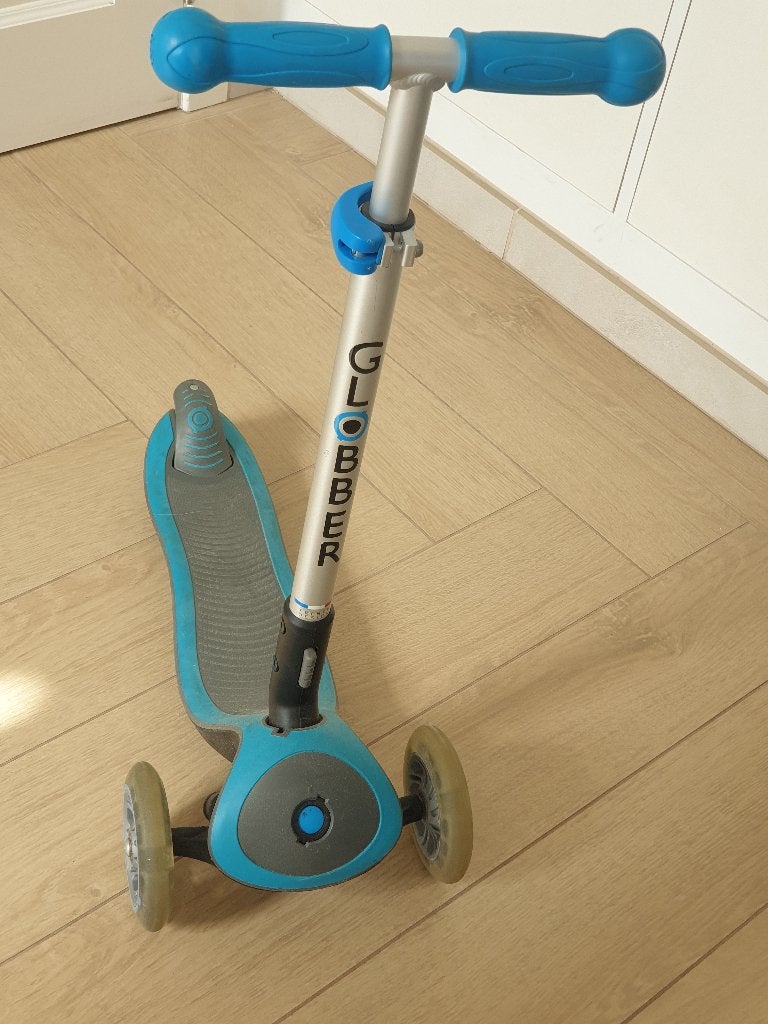 Trottinette Globber enfant avec roues lumineuses LED, Enlèvement, Utilisé, Step simple, Globber
