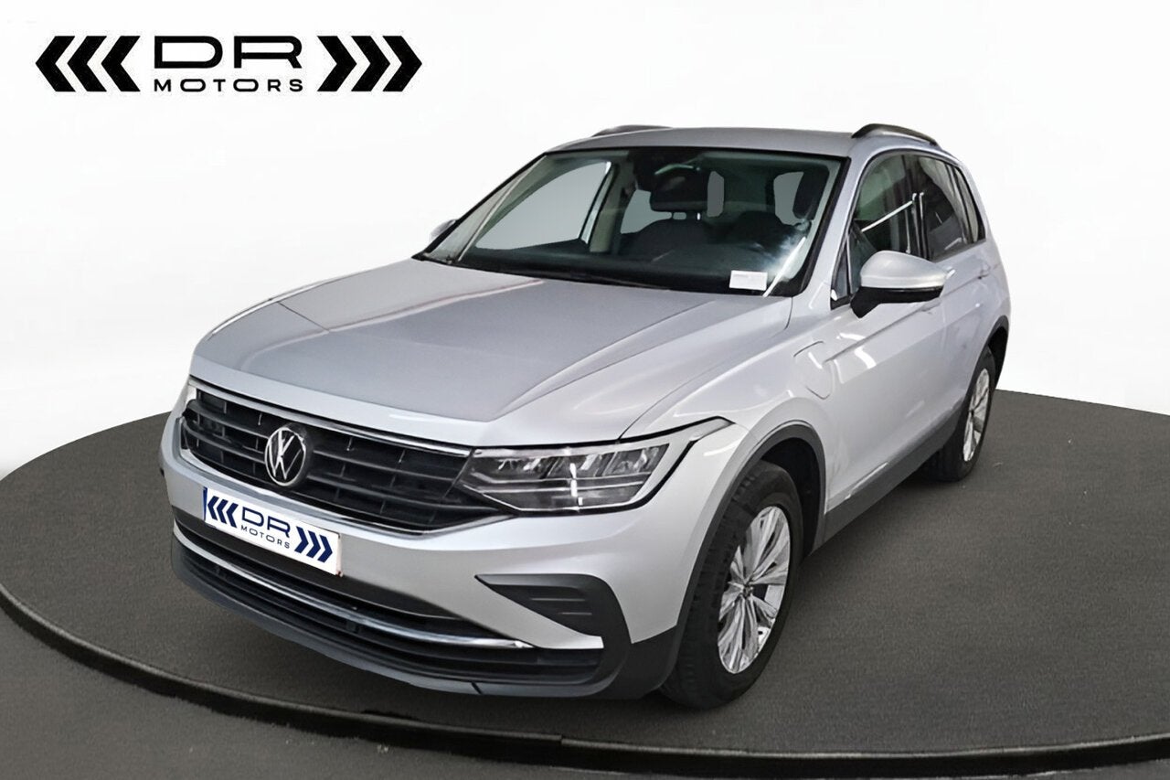 Volkswagen Tiguan 1.4 eHybride Life - CARPLAY, Autos, 0 kg, Argent ou Gris, Euro 6, Noir