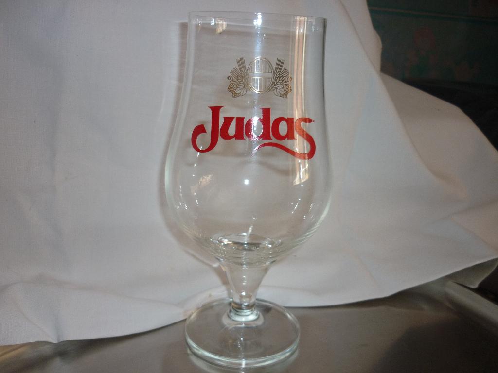 Bierglazen, Ophalen of Verzenden, Zo goed als nieuw, Bierglas
