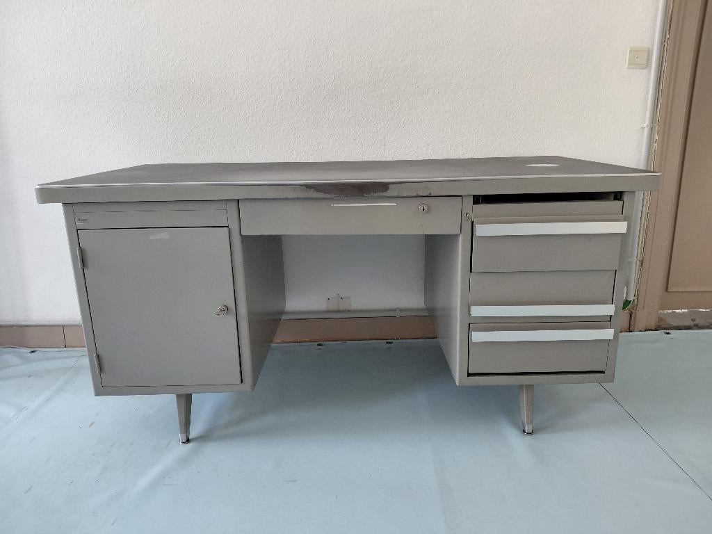 Mid century tanker desk, Ophalen, Huis en Inrichting