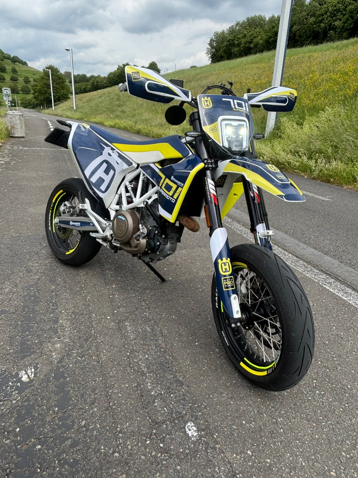 Husqvarna 701 (A2), Motos, Particulier