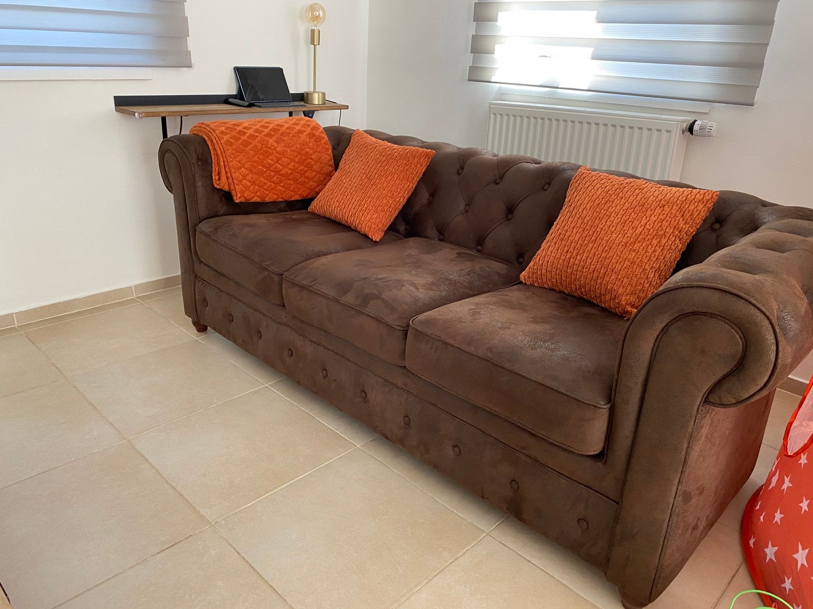 Canapé 3 places vintage CHESTERFIELD, Maison & Meubles, Enlèvement ou Envoi, Comme neuf