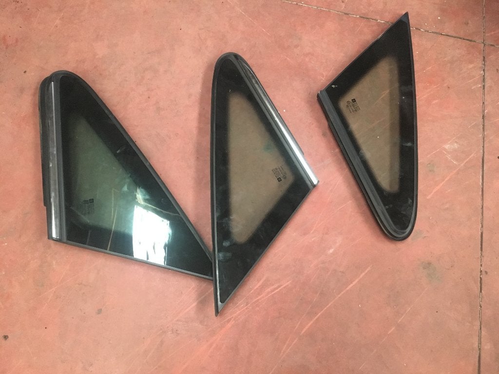 VITRE LATERALE OPEL ZAFIRA B, RUE BRIGADE PIRON 307, Enlèvement, Utilisé, Garage_bila@yahoo.fr